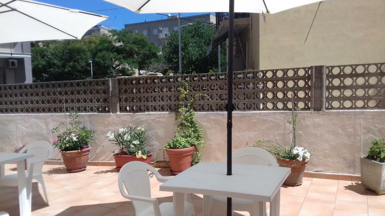 Camere In Affitto Sassari Bagian luar foto